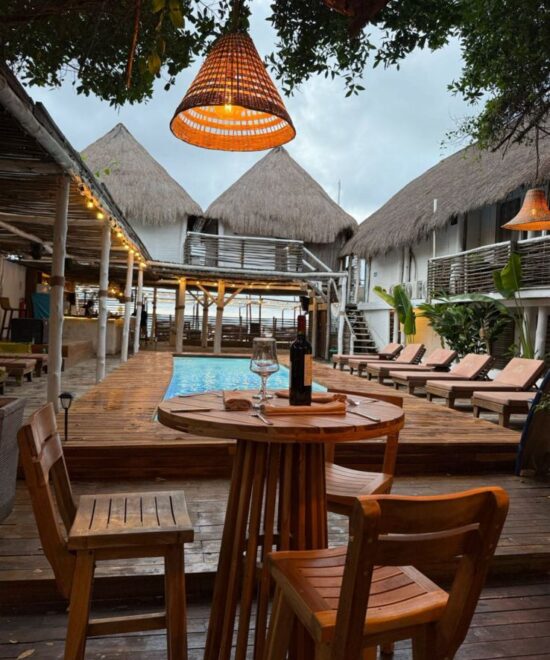 Pasadia en Nena Beach Club - Isla Barú.
